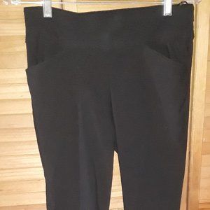 Jones Studio SZ 4 Black Stretch Pull On Trouser Pant
